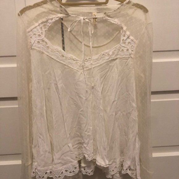 ISO this exact free people top ANY COLOR - Picture 1 of 1
